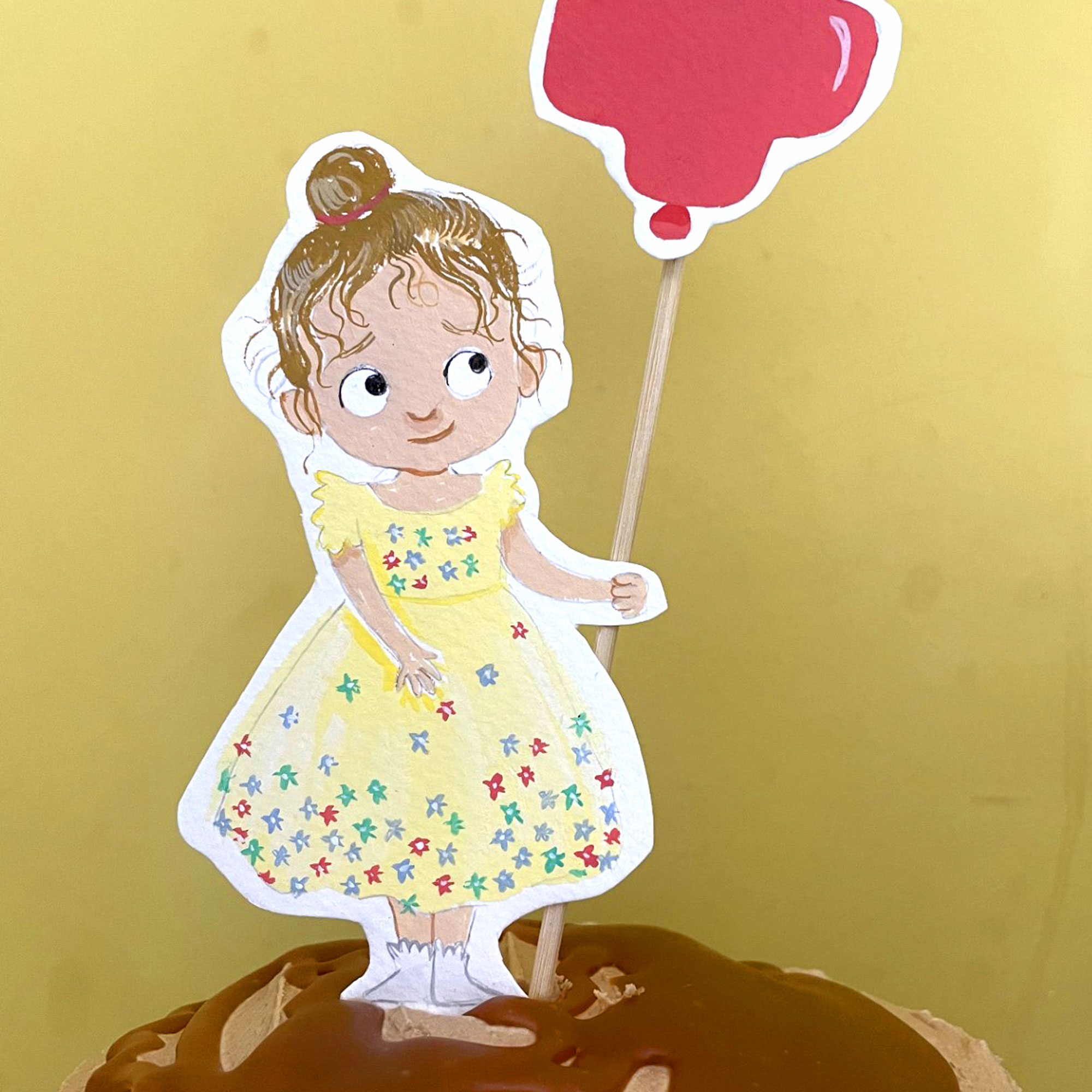 cake-topper-close-up